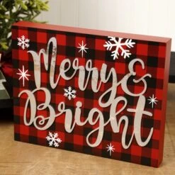 Plaid Holiday Sign