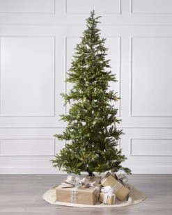 7.5ft Hillsdale Noble Tree With LED Lights
