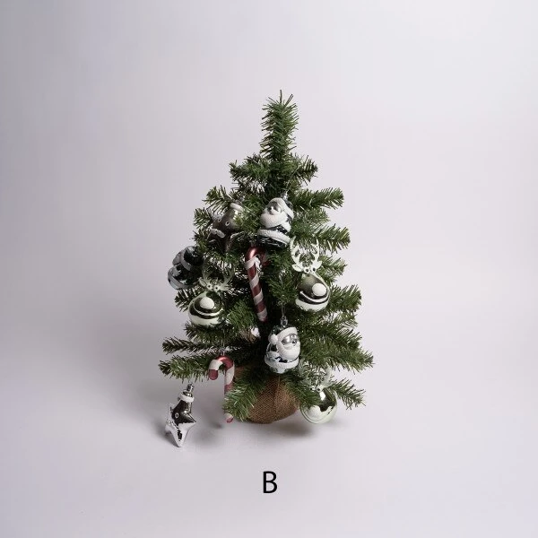 Mini Tree With 10 Ornaments 3 Mini Tree With 10 Ornaments - Image 3
